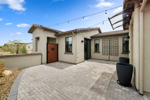 Front Courtyard (2)