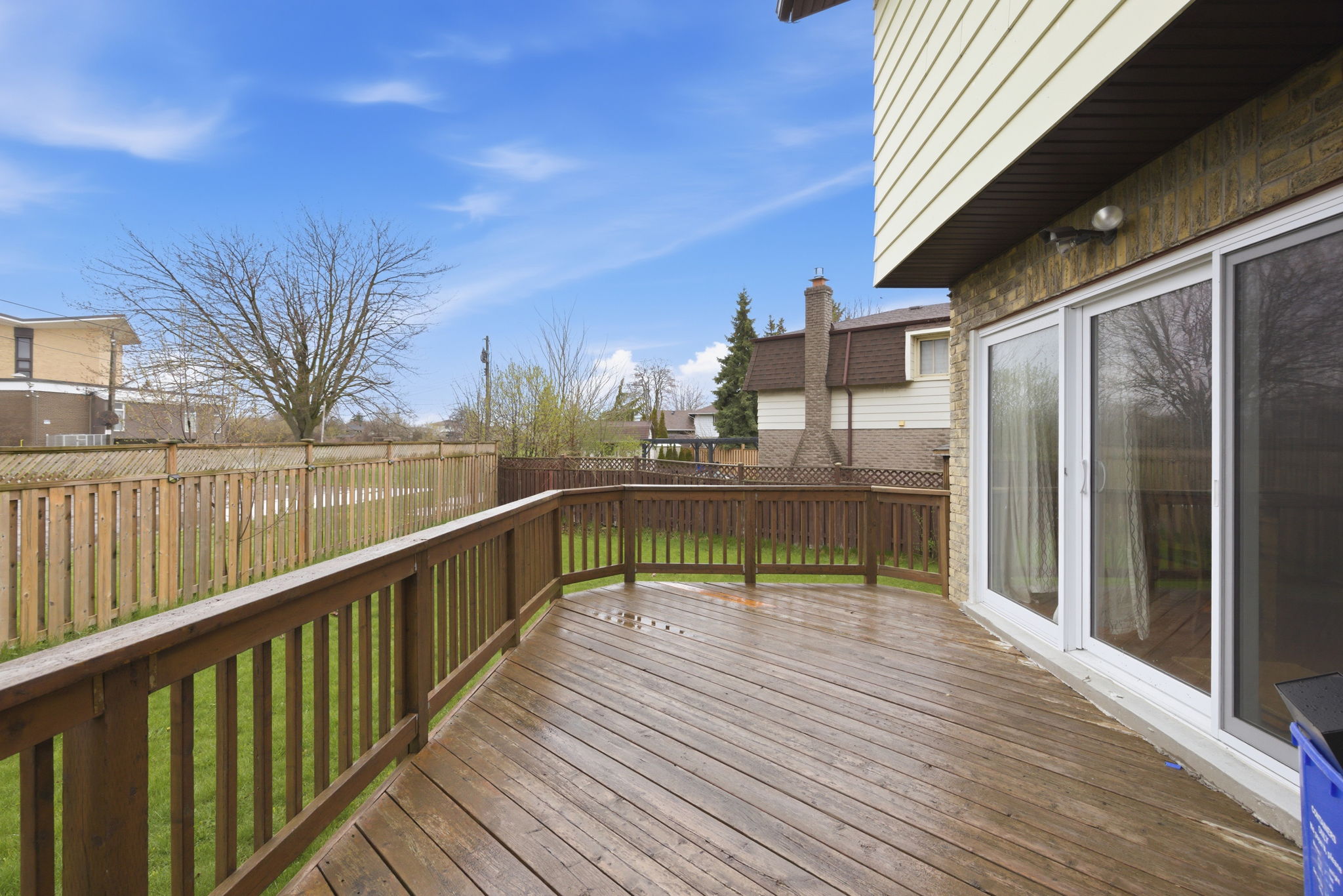 Property in Oshawa — delivered property photograph 24