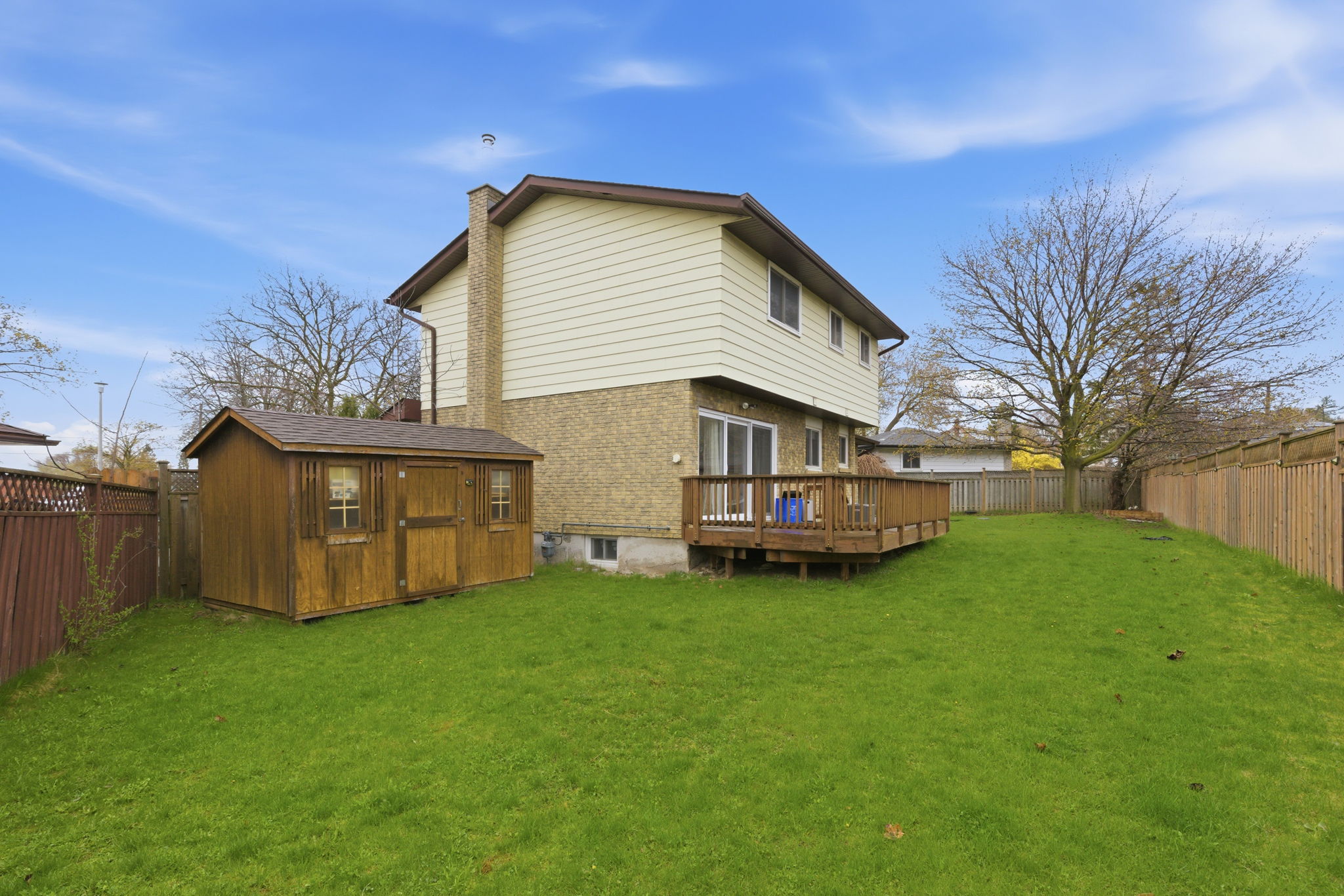 Property in Oshawa — delivered property photograph 25