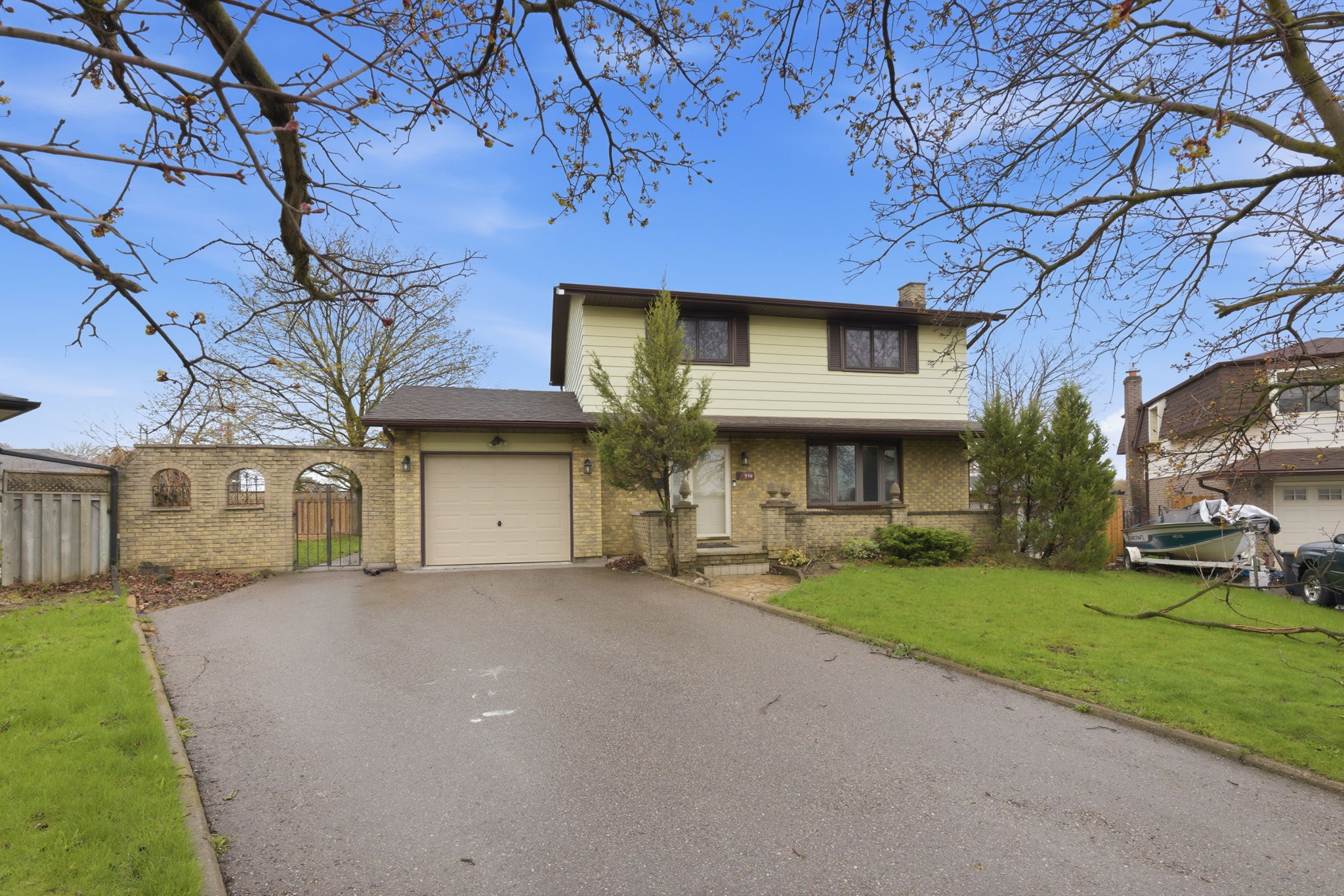 Property in Oshawa — delivered property photograph 28