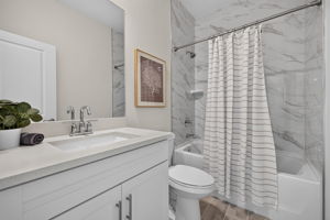 Guest Bathroom 2