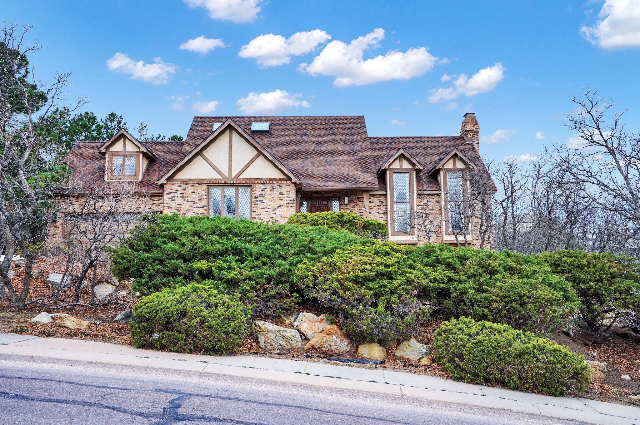 536 Royal Oak Dr, Colorado Springs, CO 80906 PixVid