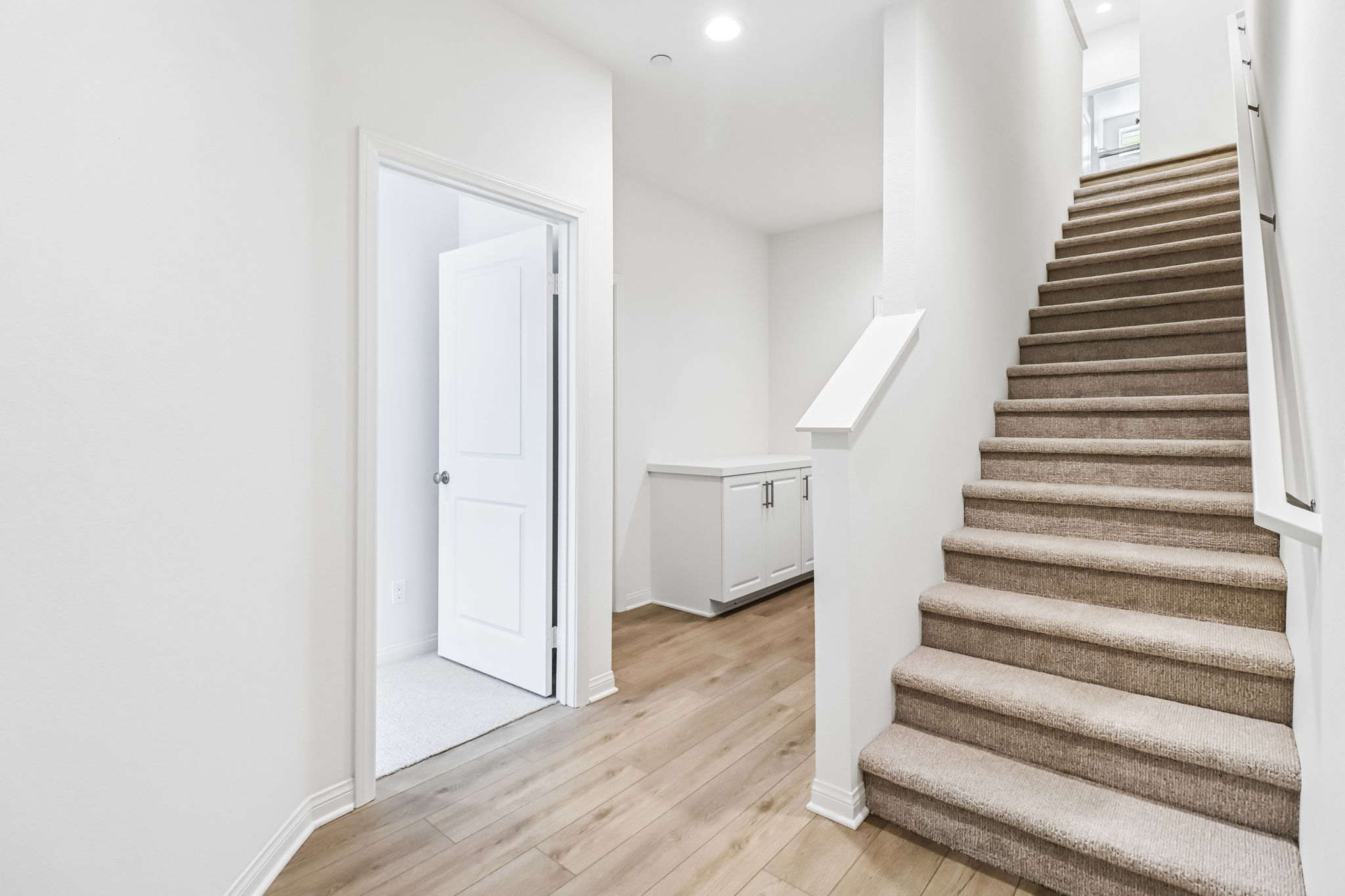536 Sandstone Ct-006