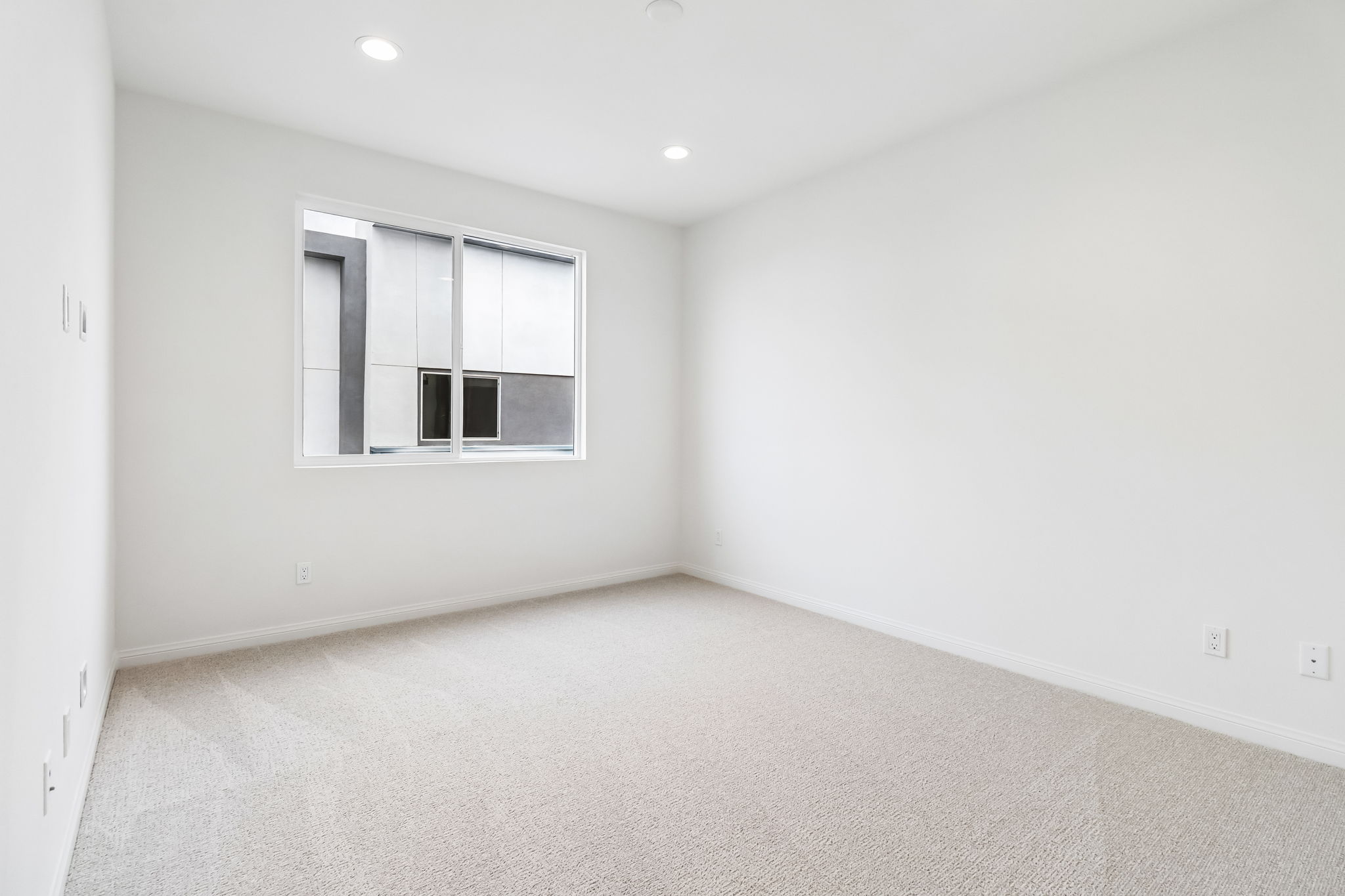 536 Sandstone Ct-023