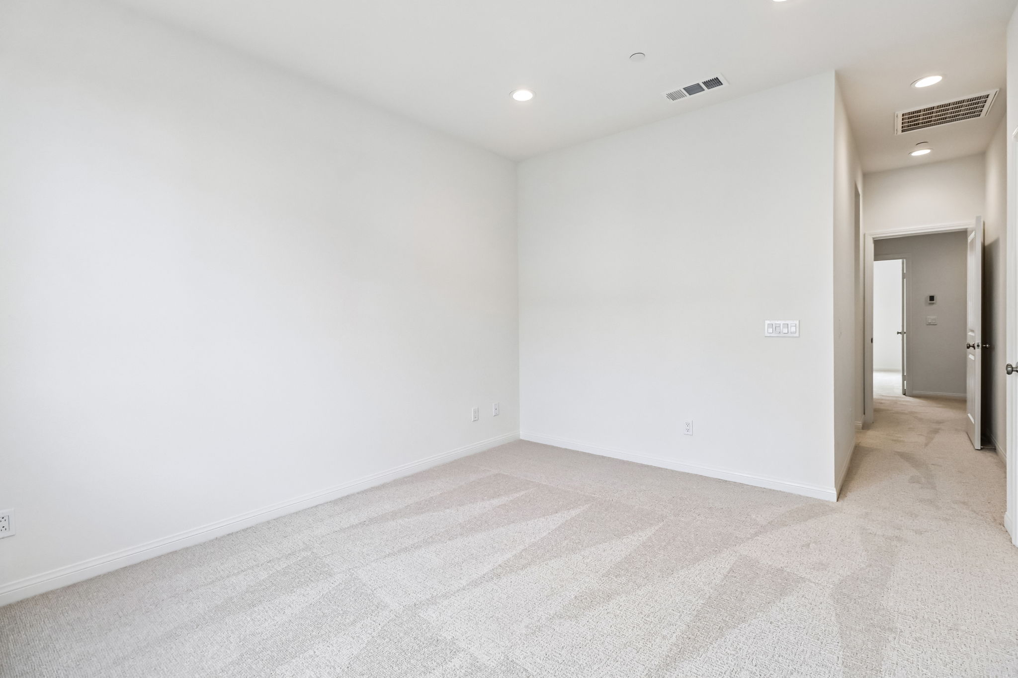 536 Sandstone Ct-025