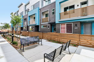 536 Sandstone Ct-001