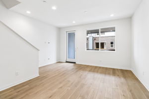 536 Sandstone Ct-005