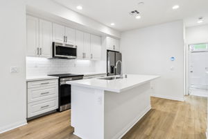 536 Sandstone Ct-013