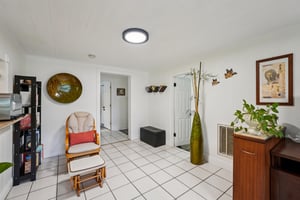 43rd Terrace N-S1608-037.jpg