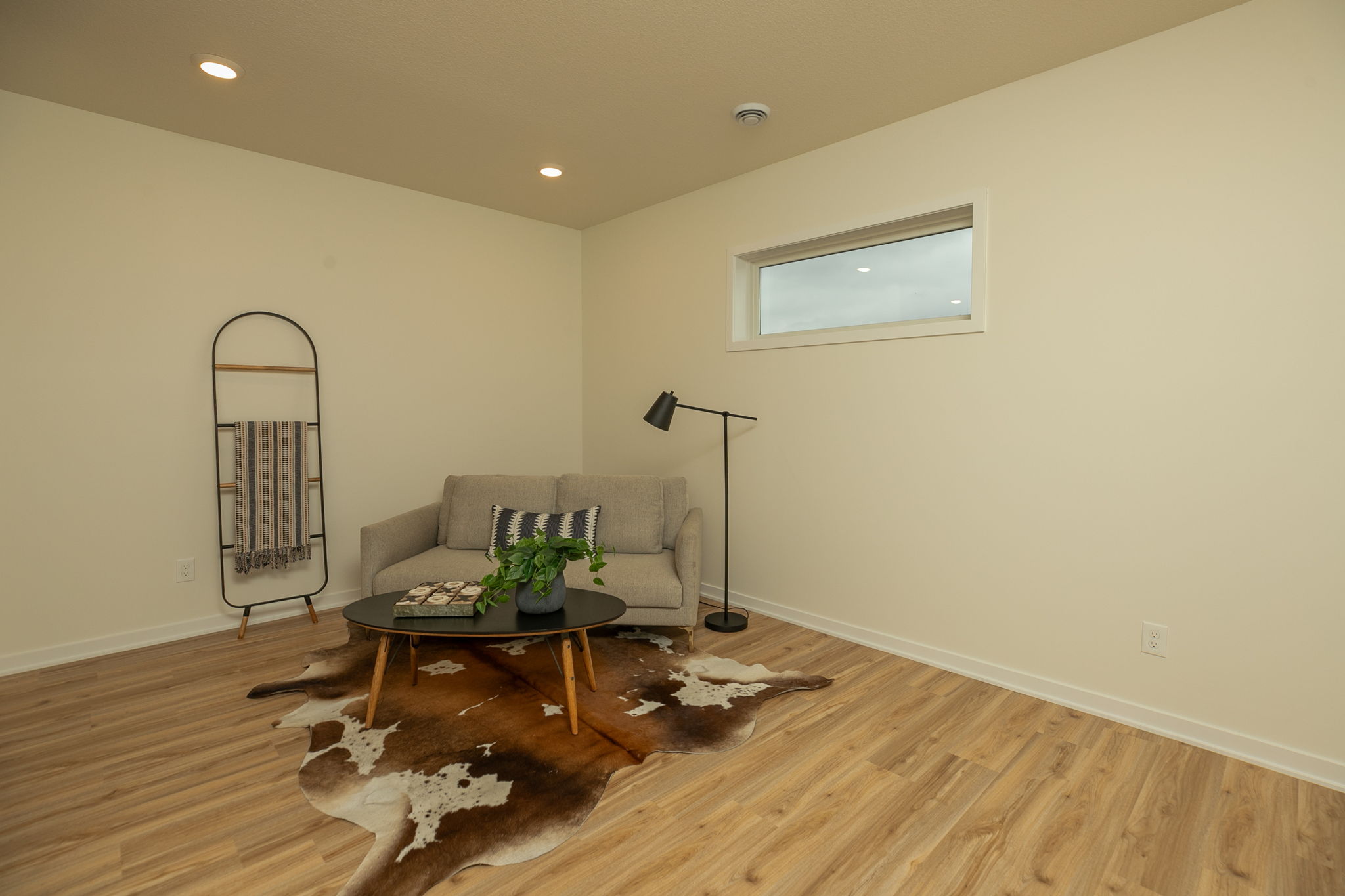 27-Family Room