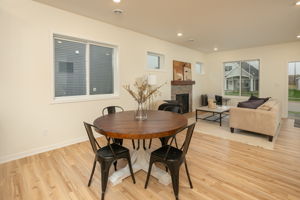 07-Dining Room