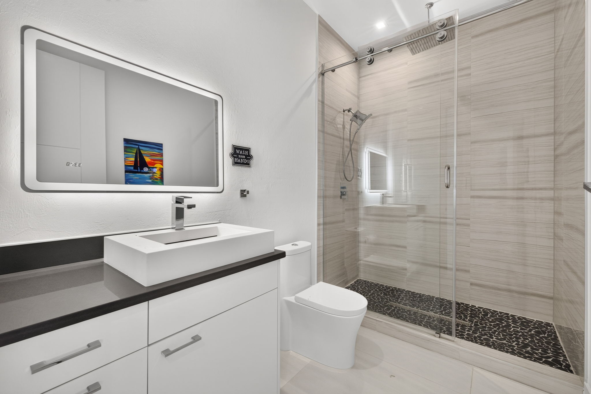 Guest Bathroom 3
