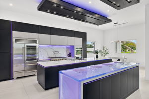 Breakfast Bar 1 of 2