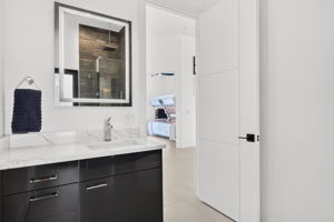 Guest Bathroom 4 - 3 of 3