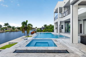 Pool 4 of 6