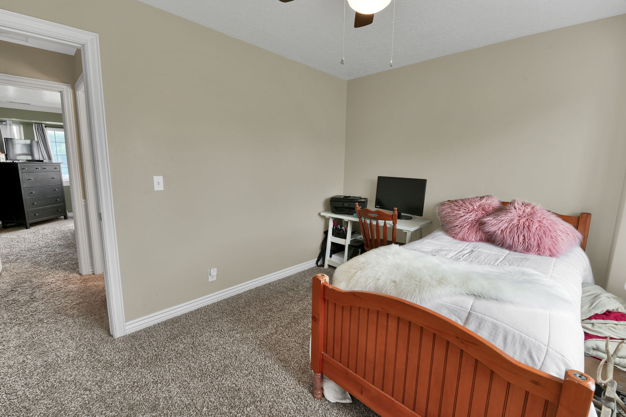  5362 Midland Dr, Roy, UT 84067, US Photo 17