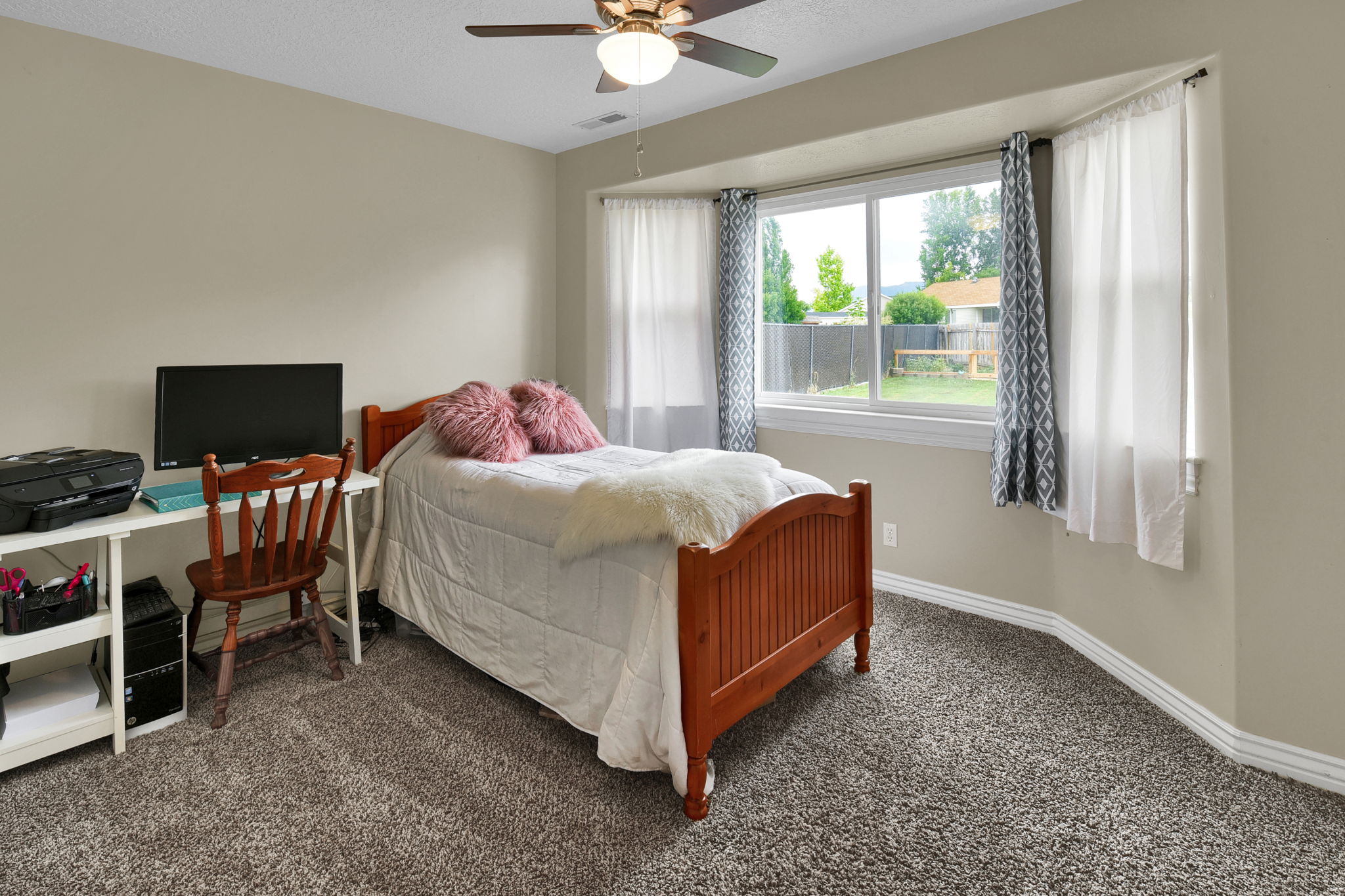  5362 Midland Dr, Roy, UT 84067, US Photo 16