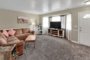  5362 Midland Dr, Roy, UT 84067, US Photo 2