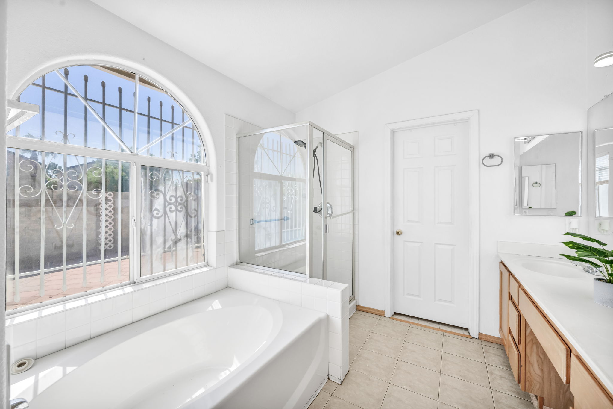  Photo 27