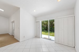 5th St-S2506-024.jpg