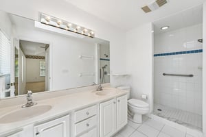 5th St-S2506-031.jpg