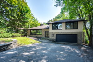 537 Blythwood Rd, Toronto ON
