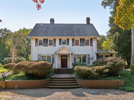Moriches Rd-041