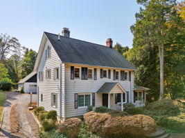 Moriches Rd-043
