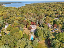 Moriches Rd-053