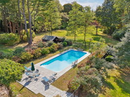 Moriches Rd-056