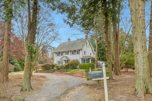 Moriches Rd-004.jpg