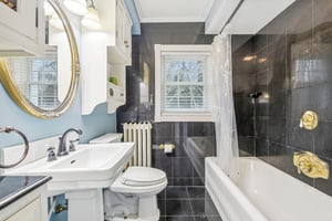 Moriches Rd-026.jpg