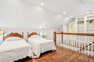 Moriches Rd-033.jpg