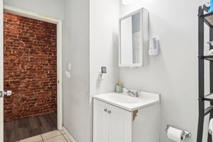 537 S. 55th St-011.jpg