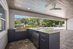 Pool Patio Grill Area - 495A4381 (1)