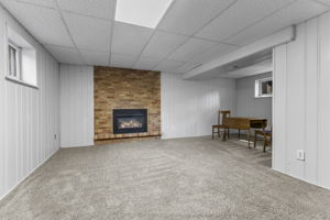  Photo 44