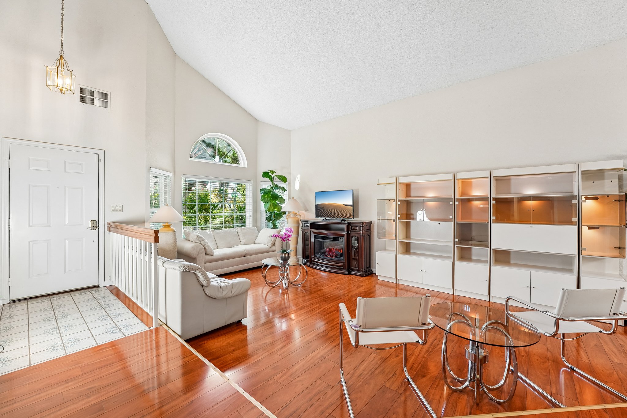 Conestoga Way-S2609-014.jpg