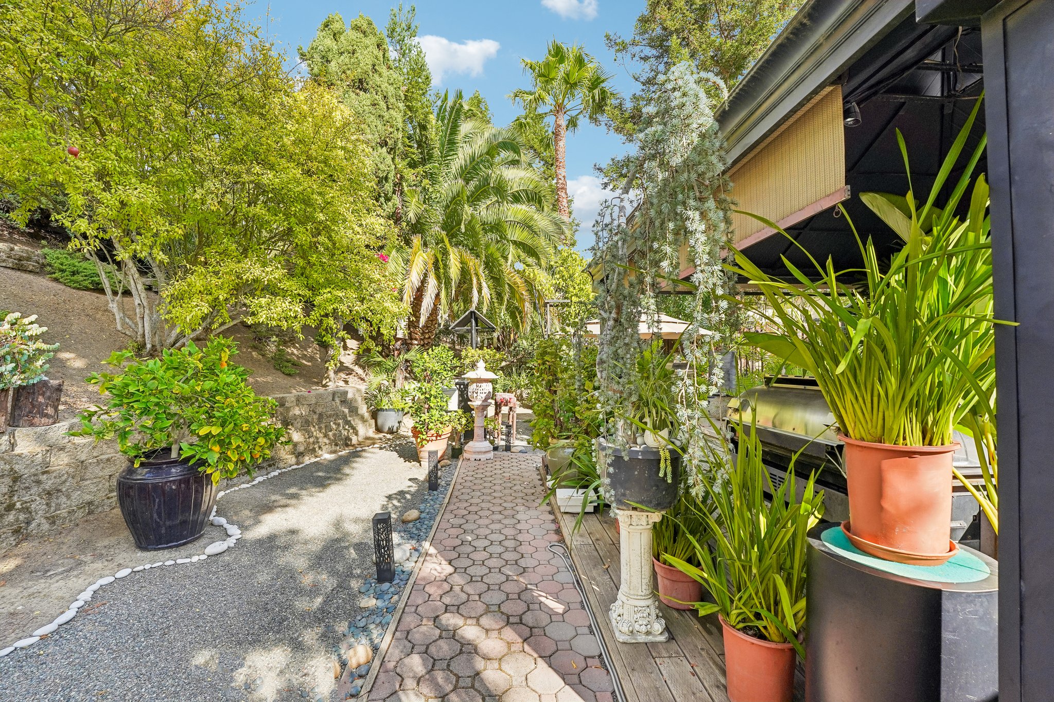 Conestoga Way-S2609-075.jpg