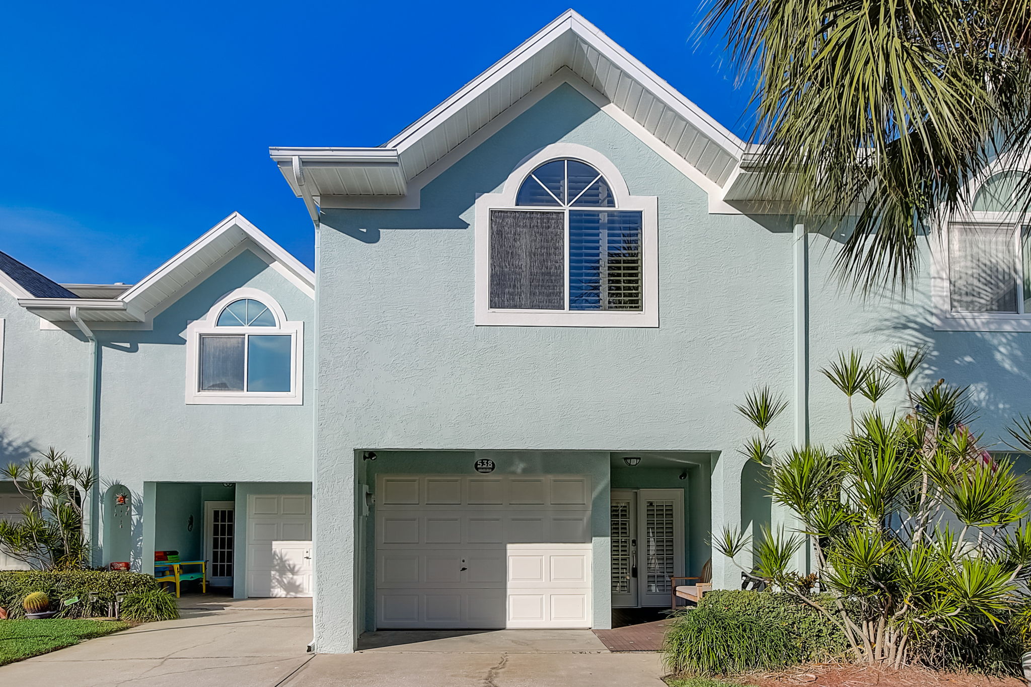 Garland Cir-006
