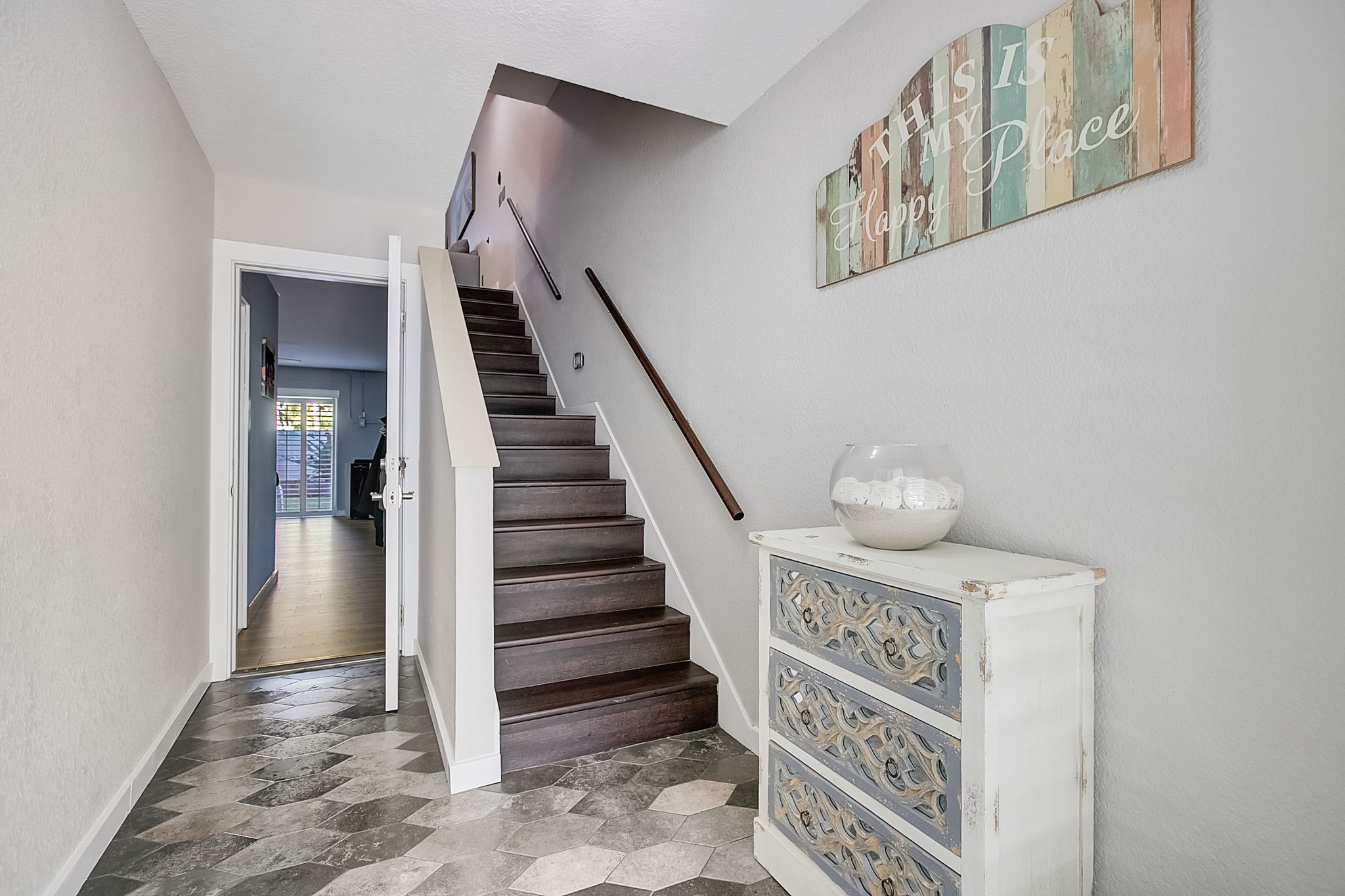 Garland Cir-010
