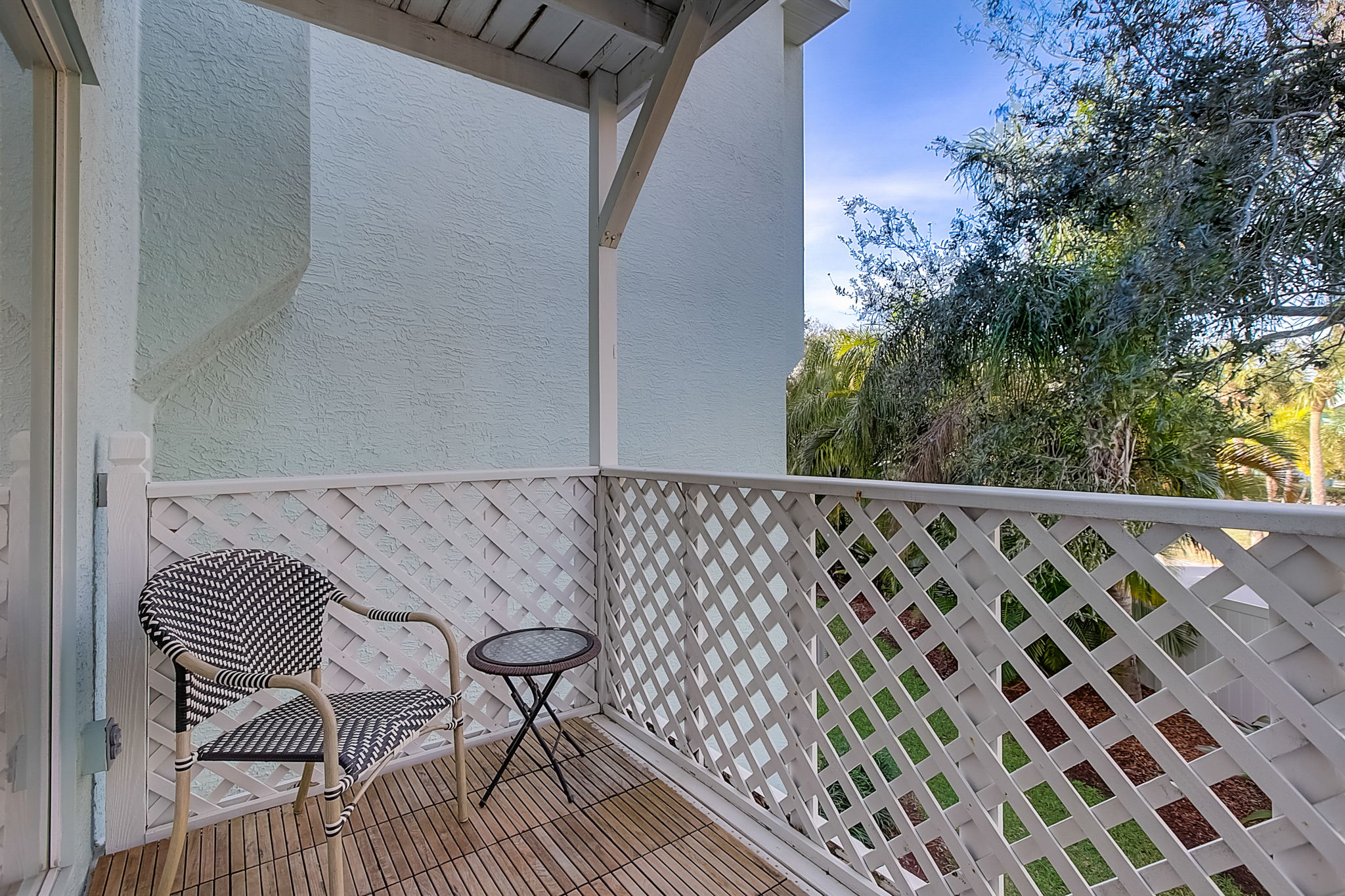 Garland Cir-041