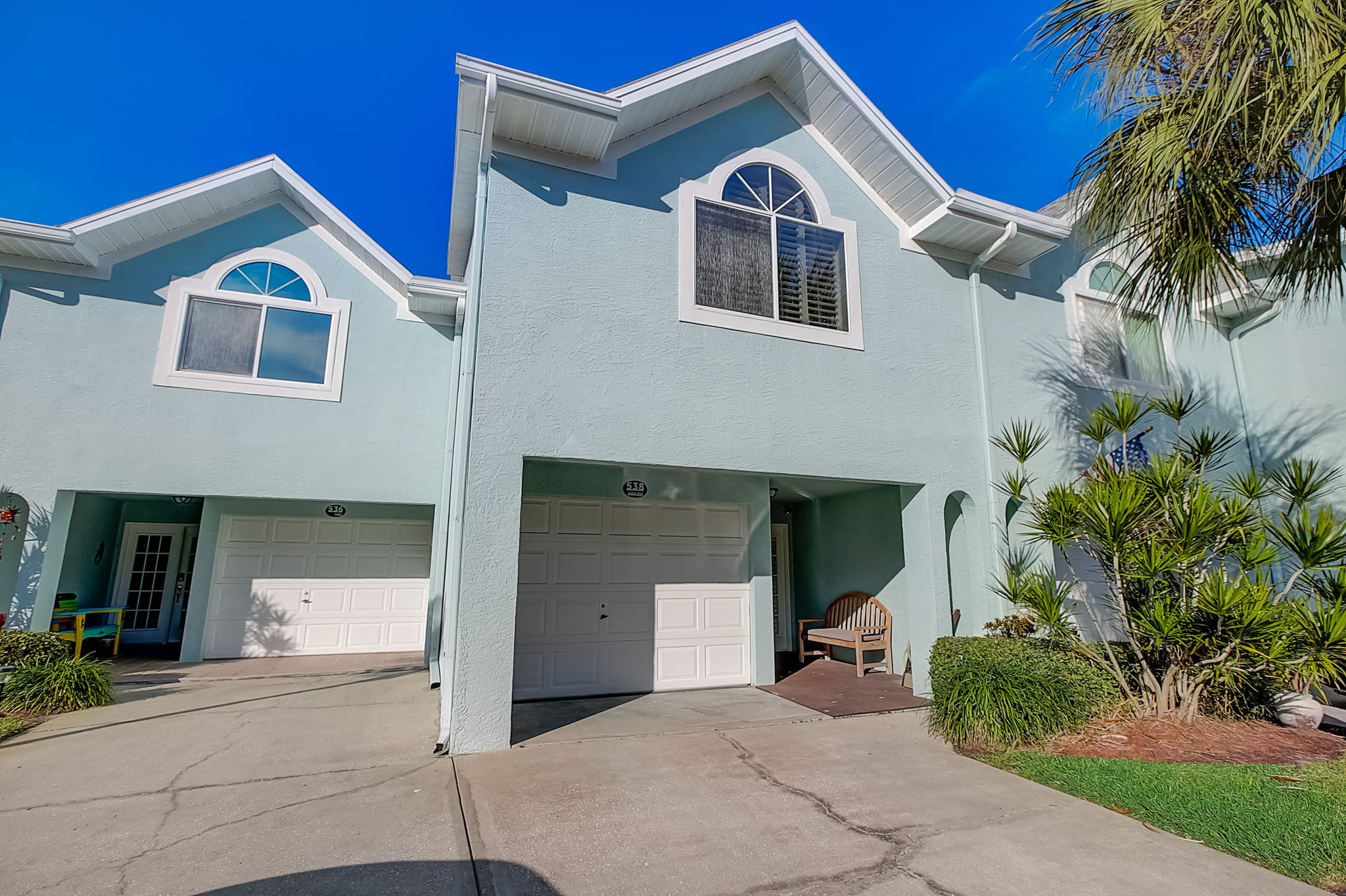 Garland Cir-005