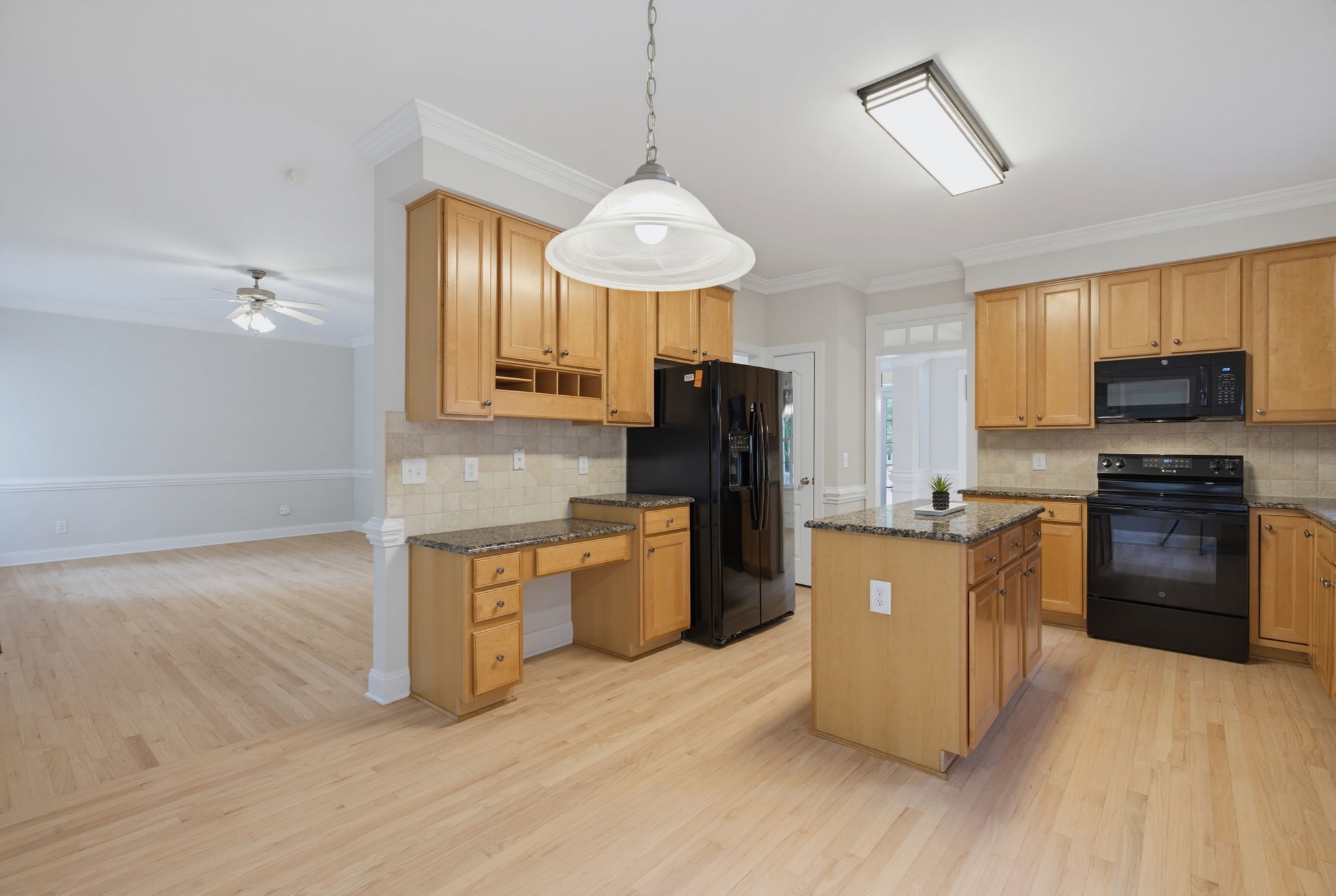 538 May Farm Rd-18