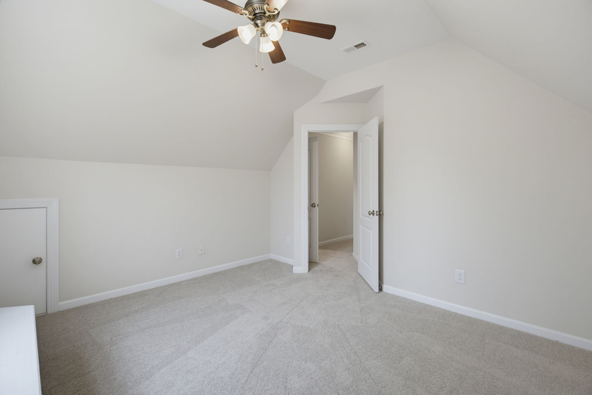 538 May Farm Rd-33