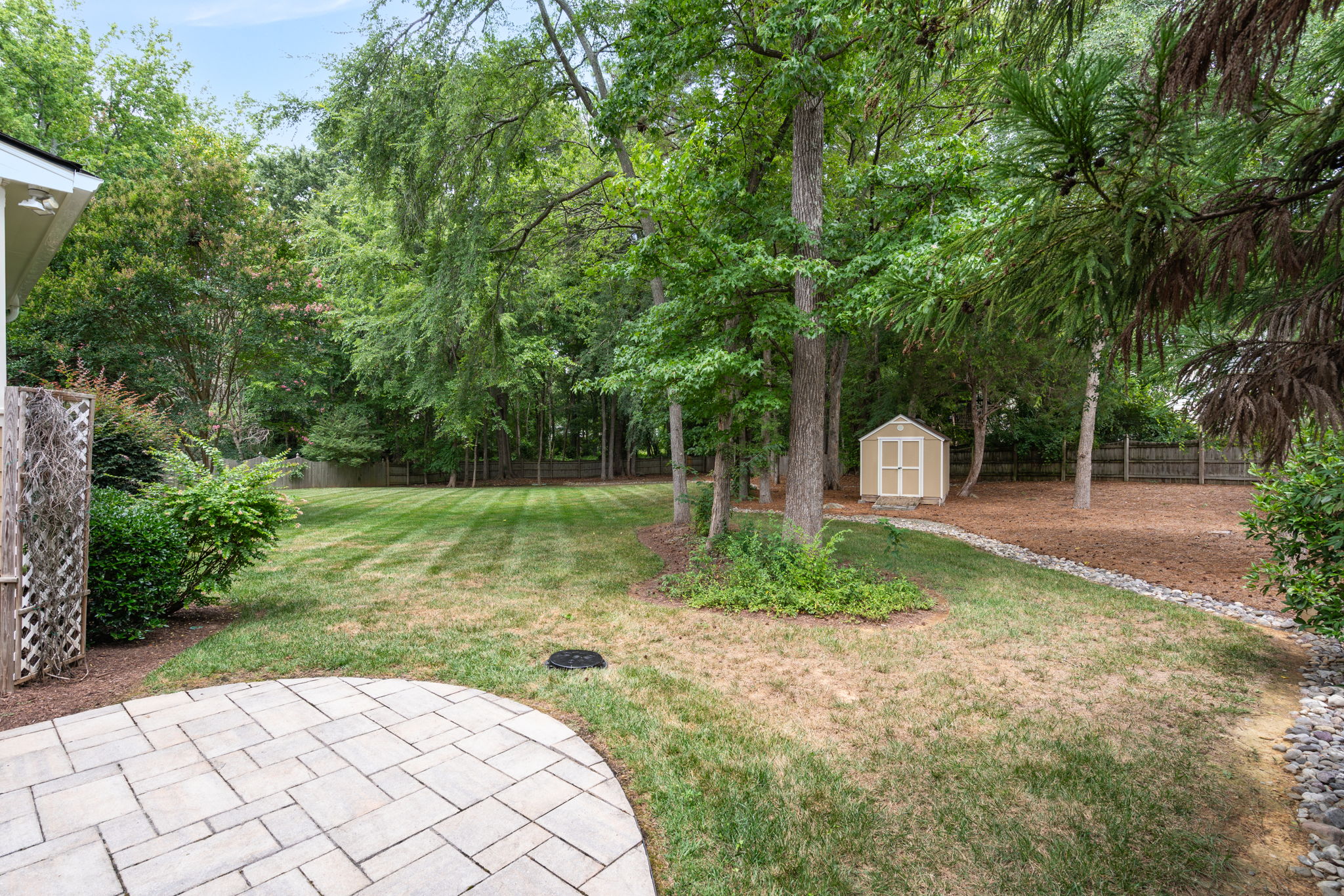 538 May Farm Rd-40