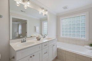 538 May Farm Rd-25