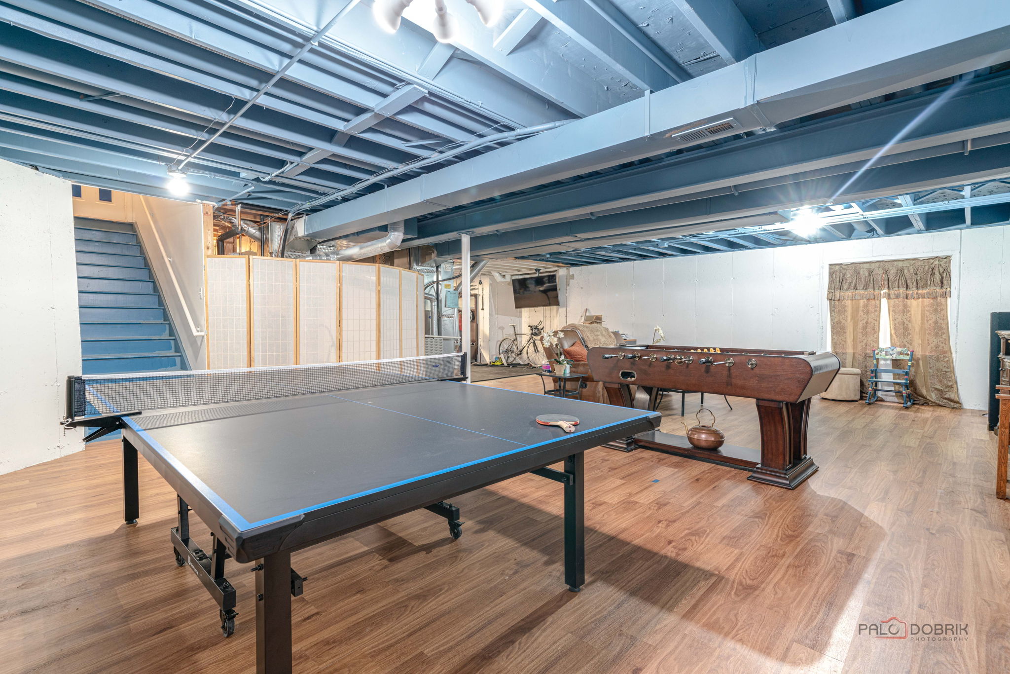  Photo 33
