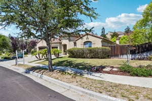 Beaumont Canyon Dr-S0306-006.jpg