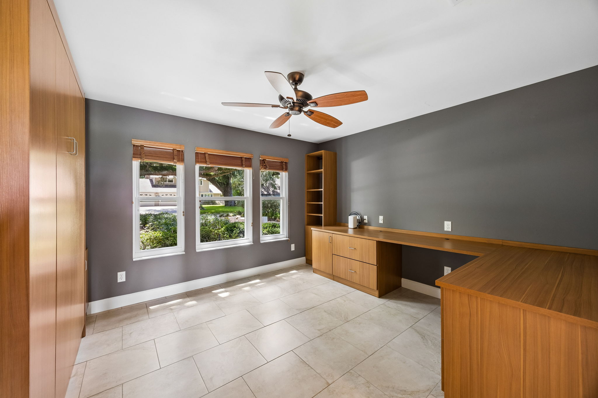 Bedroom/Office