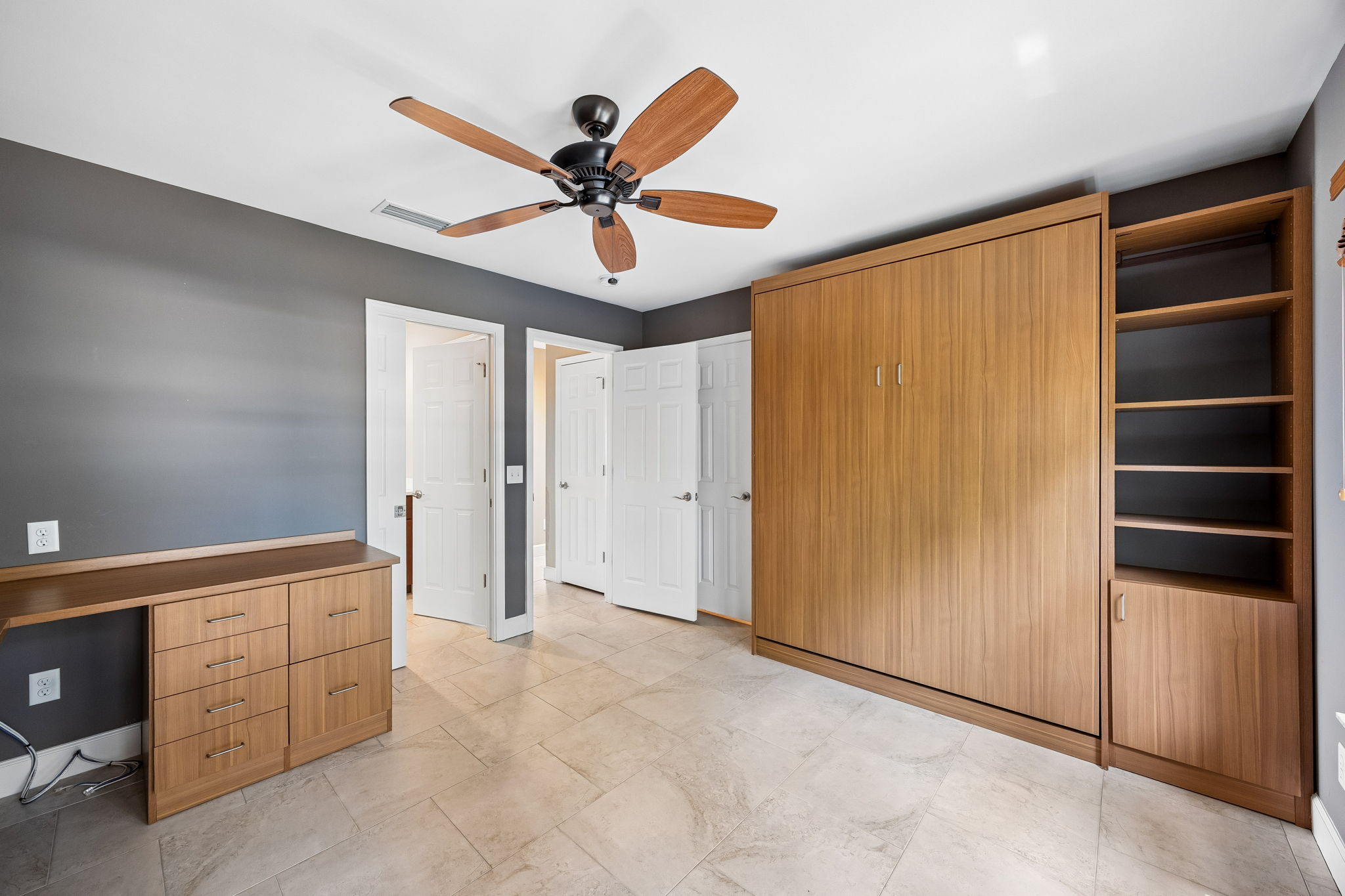 Bedroom/Office